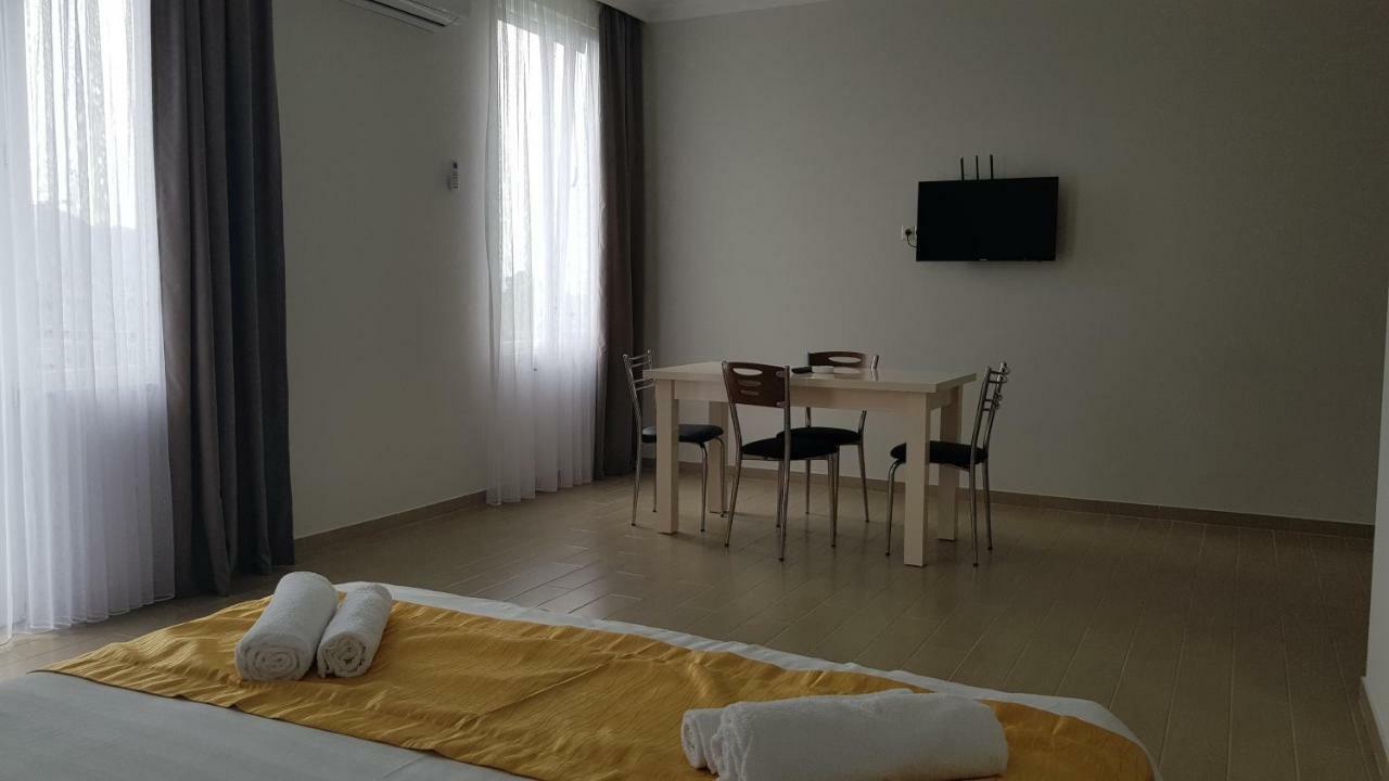 Nakashidze'S Apartments Batumi Zimmer foto